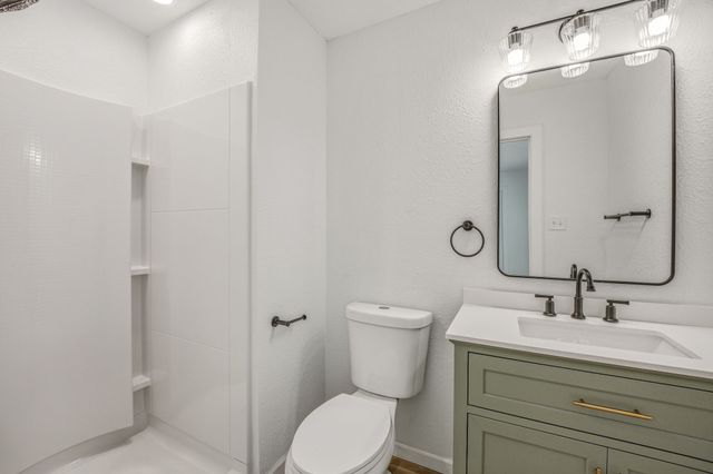 1425 W Lingleville Road, Stephenville, TX 76401