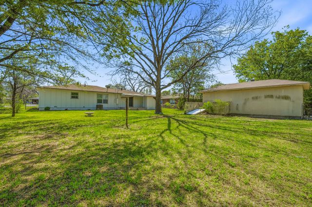 1425 W Lingleville Road, Stephenville, TX 76401