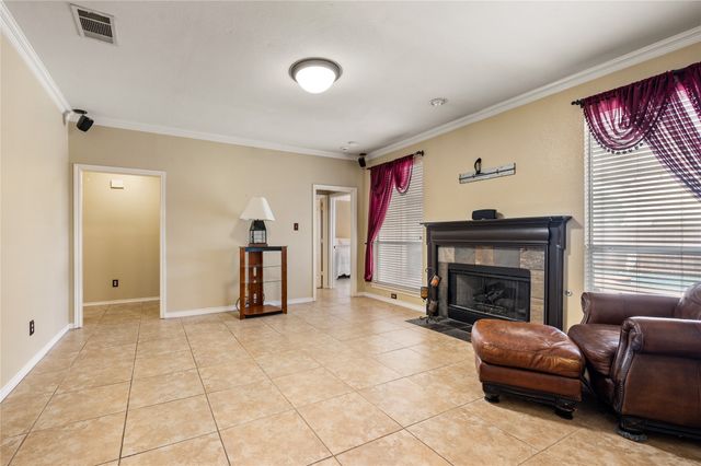 1138 Holly Drive, Carrollton, TX 75010