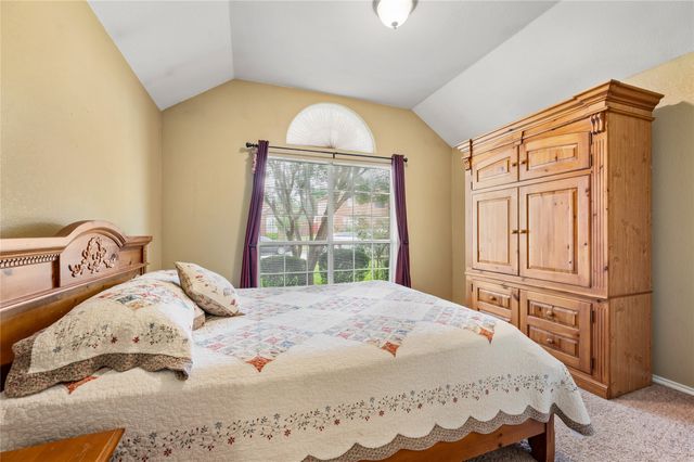 1138 Holly Drive, Carrollton, TX 75010