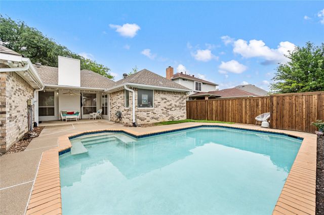 1138 Holly Drive, Carrollton, TX 75010