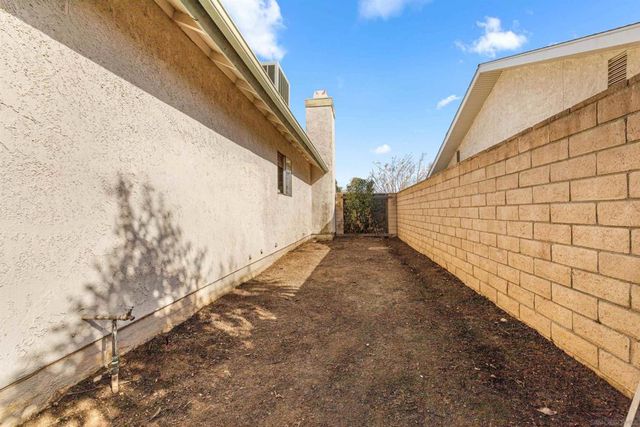 7552 Paramount Ct, Rancho Cucamonga, CA 91730