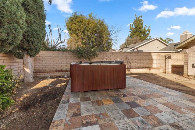 7552 Paramount Ct, Rancho Cucamonga, CA 91730