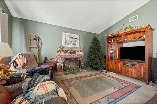 7552 Paramount Ct, Rancho Cucamonga, CA 91730