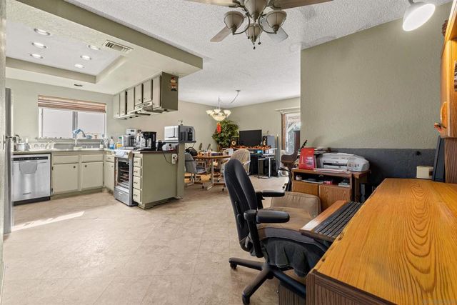 7552 Paramount Ct, Rancho Cucamonga, CA 91730