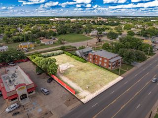 902 W Walker Street, Breckenridge, TX 76424