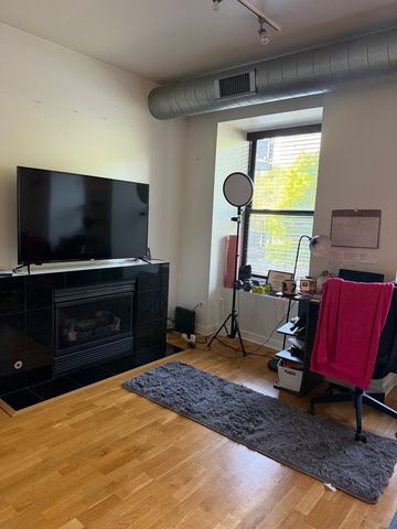 4537 S Drexel Boulevard 203, Chicago, IL 60653