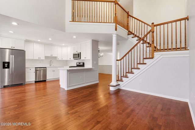 4 Ironwood Court, Middletown, NJ 07748