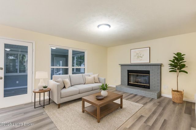 403 Clear Valley Ct, Elizabethtown, KY 42701