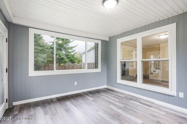 403 Clear Valley Ct, Elizabethtown, KY 42701