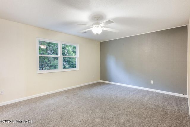 403 Clear Valley Ct, Elizabethtown, KY 42701