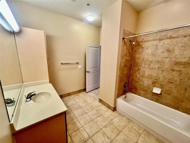 870 Mayson Turner Road NW 1421, Atlanta, GA 30314
