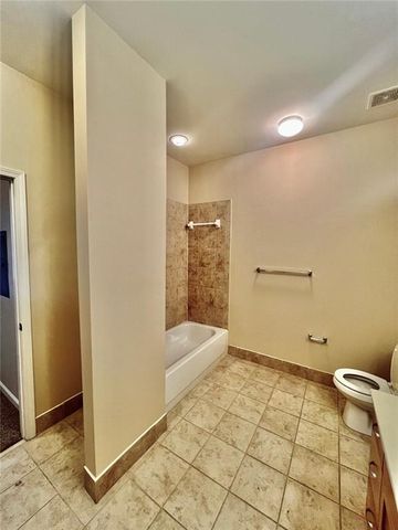 870 Mayson Turner Road NW 1421, Atlanta, GA 30314