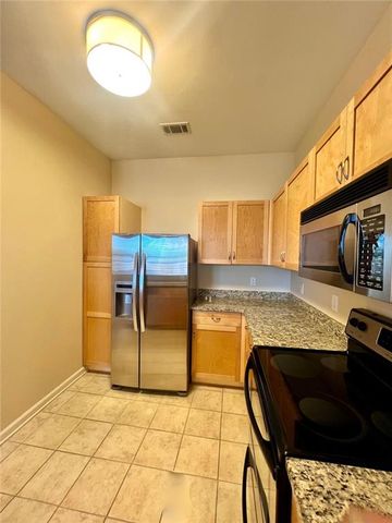 870 Mayson Turner Road NW 1421, Atlanta, GA 30314