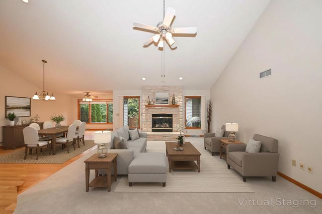 16607 W Sumerland COURT, New Berlin, WI 53151