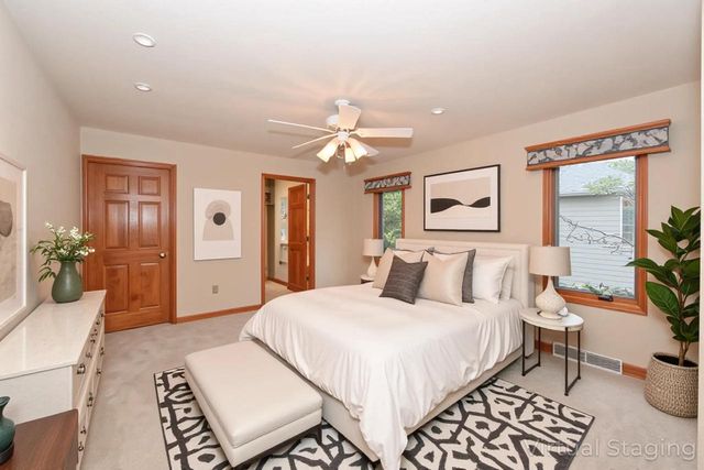 16607 W Sumerland COURT, New Berlin, WI 53151