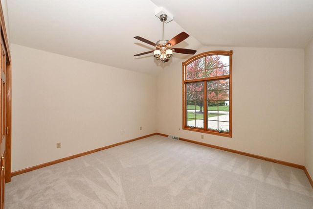 16607 W Sumerland COURT, New Berlin, WI 53151