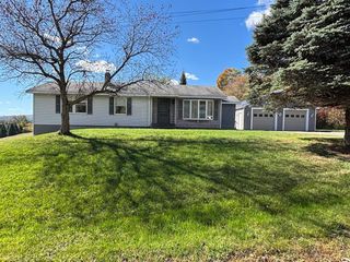 16 Gus Run, Lyndon, VT 05851