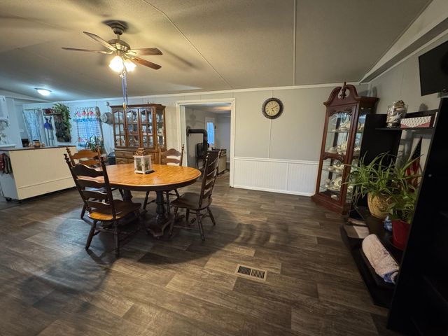 25 Don Grider Road, Russell Springs, KY 42642