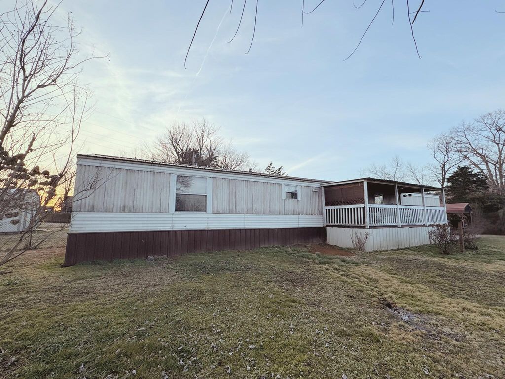 25 Don Grider Road, Russell Springs, KY 42642