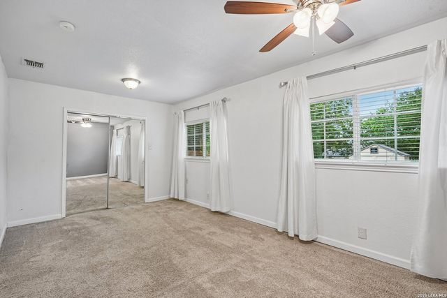 8724 Seven Seas, San Antonio, TX 78242