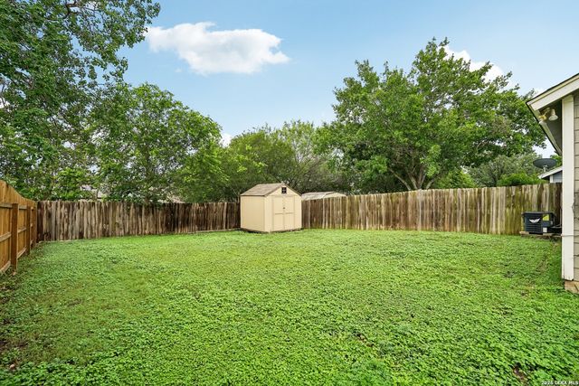 8724 Seven Seas, San Antonio, TX 78242