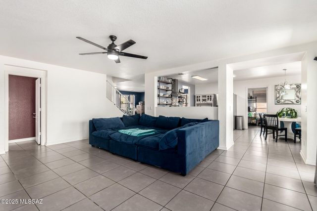 5169 S Fox Trot Drive, Tucson, AZ 85746