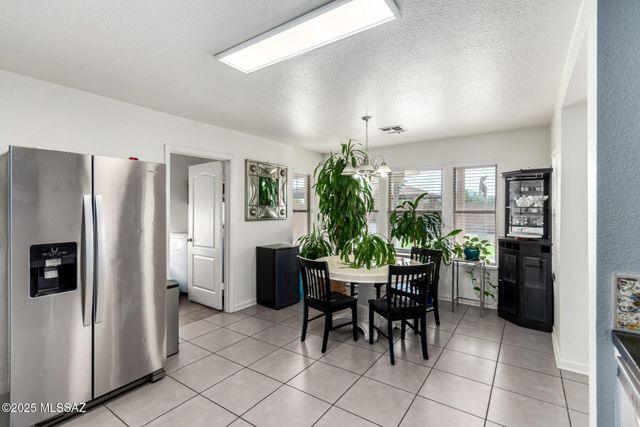 5169 S Fox Trot Drive, Tucson, AZ 85746