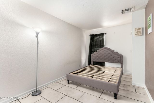 5169 S Fox Trot Drive, Tucson, AZ 85746