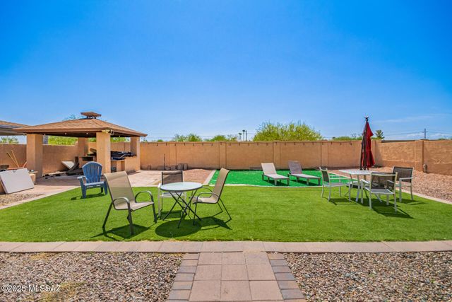 5169 S Fox Trot Drive, Tucson, AZ 85746