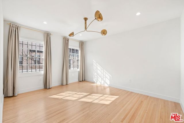 200 S Formosa Avenue, Los Angeles, CA 90036