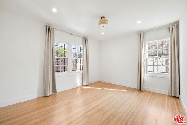 200 S Formosa Avenue, Los Angeles, CA 90036