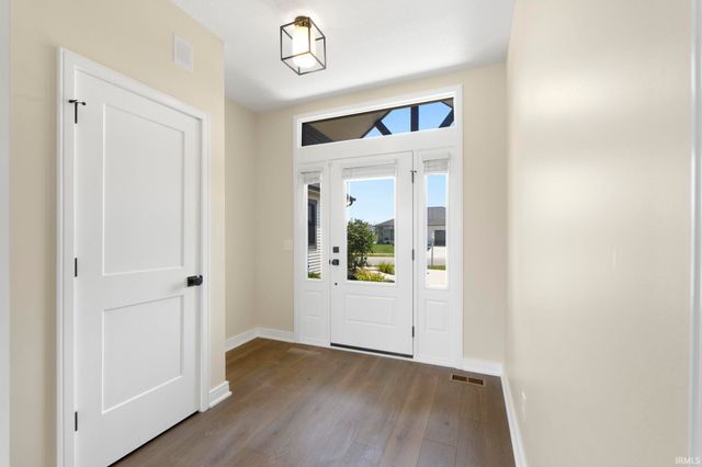 12116 Fazio Drive, Fort Wayne, IN 46818