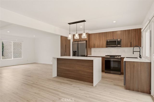 725 Palomares Avenue, San Dimas, CA 91773