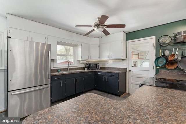 160 12TH ST., Colonial Beach, VA 22443