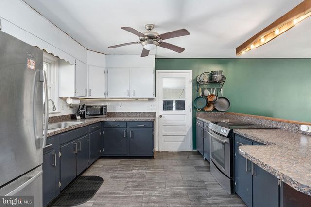 160 12TH ST., Colonial Beach, VA 22443