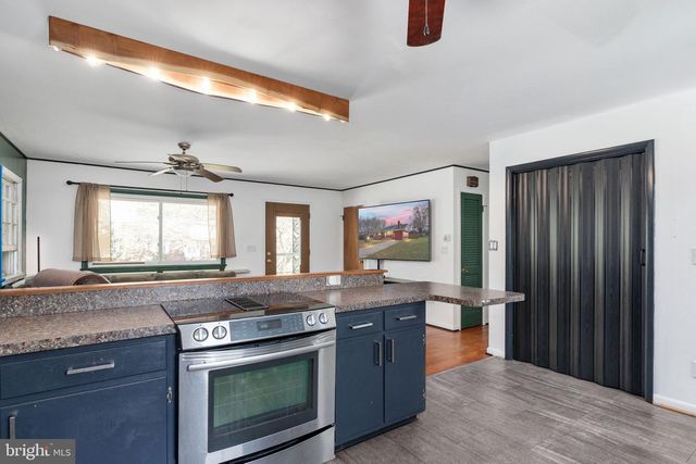 160 12TH ST., Colonial Beach, VA 22443