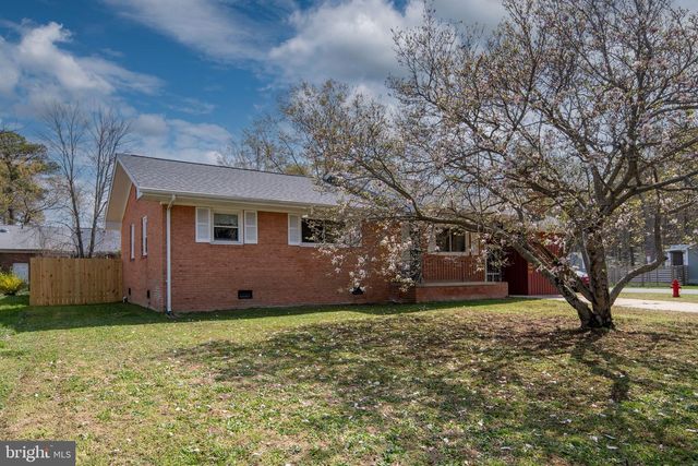 160 12TH ST., Colonial Beach, VA 22443