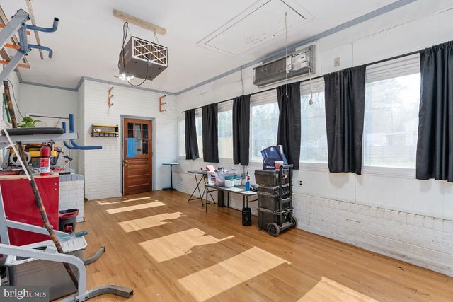 160 12TH ST., Colonial Beach, VA 22443