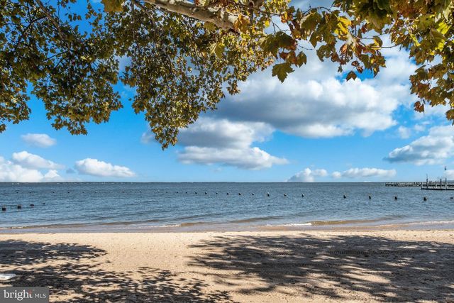 160 12TH ST., Colonial Beach, VA 22443