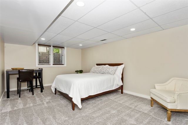 2701 Scenic Valley Drive, West Des Moines, IA 50265