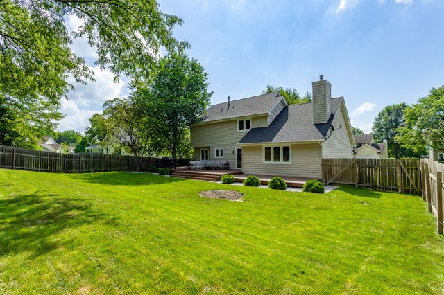 2701 Scenic Valley Drive, West Des Moines, IA 50265