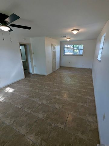 6744 Dalark Dr, Baton Rouge, LA 70812