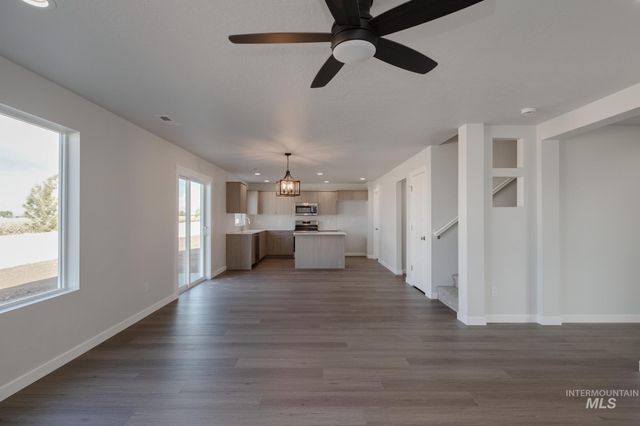 5408 S Desert Cactus Ave, Meridian, ID 83642