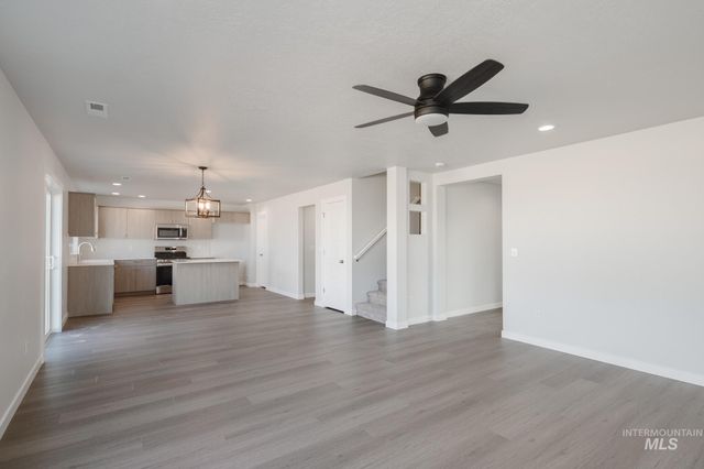 5408 S Desert Cactus Ave, Meridian, ID 83642