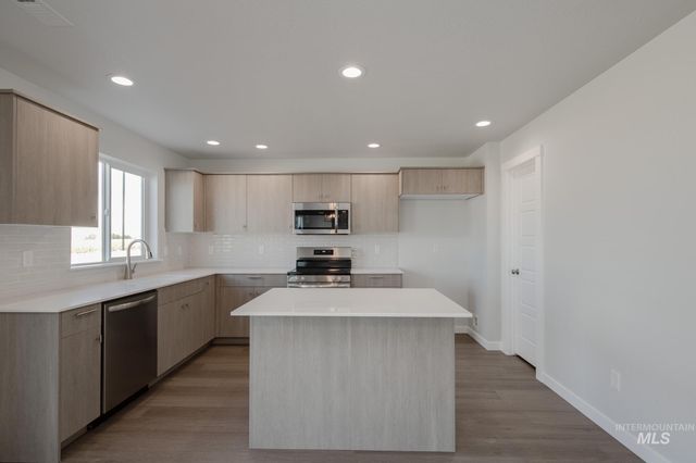 5408 S Desert Cactus Ave, Meridian, ID 83642