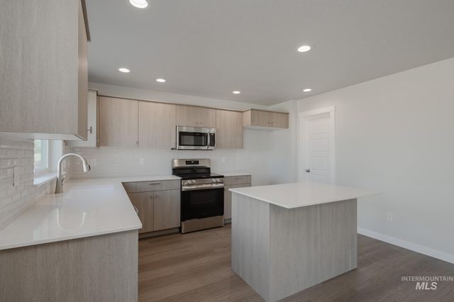 5408 S Desert Cactus Ave, Meridian, ID 83642