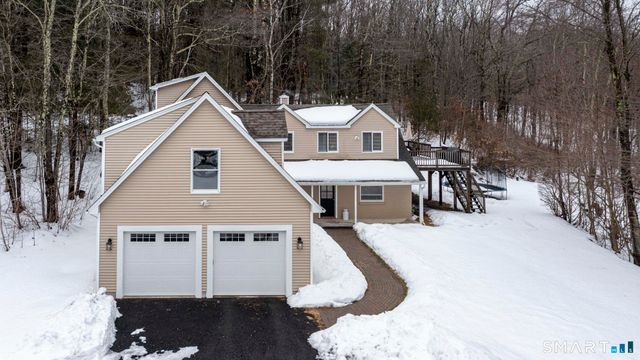 429 Lakeside Road, Morris, CT 06763