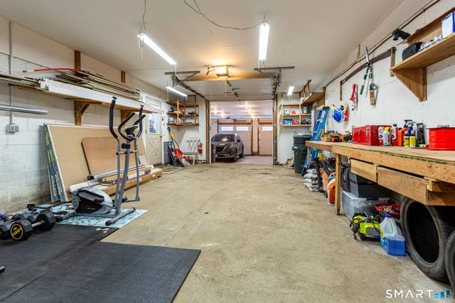 429 Lakeside Road, Morris, CT 06763