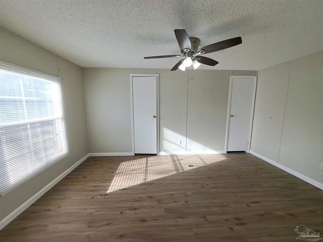 8584 Alvarado Calzada, Pensacola, FL 32507
